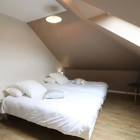 Spacieux Et Lumineux Gite En Auvergne Avec Terrasse, Proche Randos Et Sites Historiques - Fr-1-742-330 Appartement *
