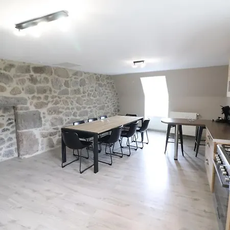 Spacieux Et Lumineux Gite En Auvergne Avec Terrasse, Proche Randos Et Sites Historiques - Fr-1-742-330 * Saint-Martin-Valmeroux