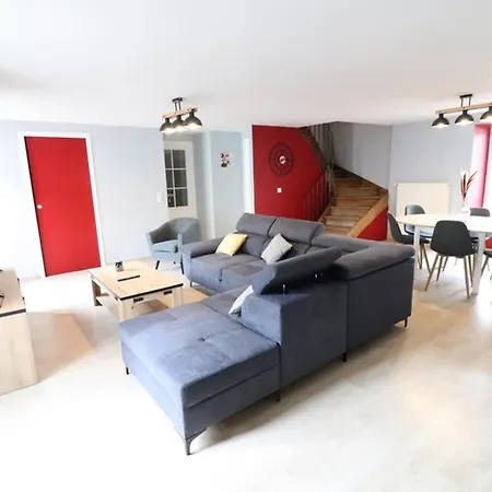 Spacieux Et Lumineux Gite En Auvergne Avec Terrasse, Proche Randos Et Sites Historiques - Fr-1-742-330 公寓